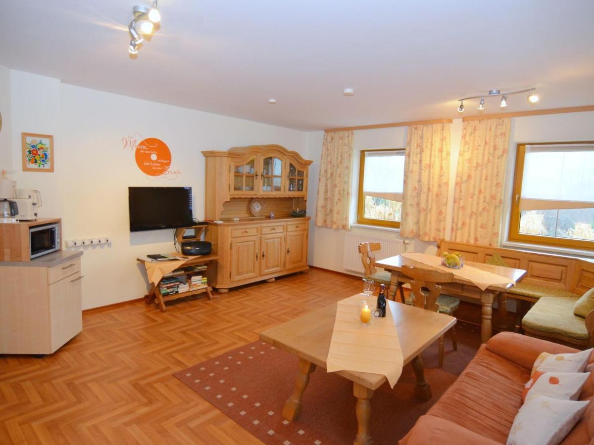 Holiday Flat With Swimming Pool In Prackenbach Viechtach Exterior photo